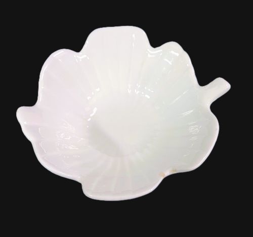 3.75" Flower Dish - Item #66020