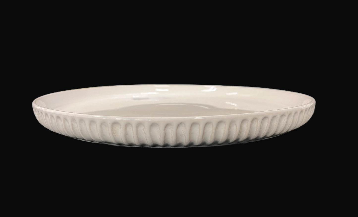 10.5" Beige Pie Crust Rim Plate - Item #67164
