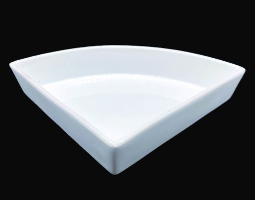 6x8.5" Triangle Dish - Item #52674