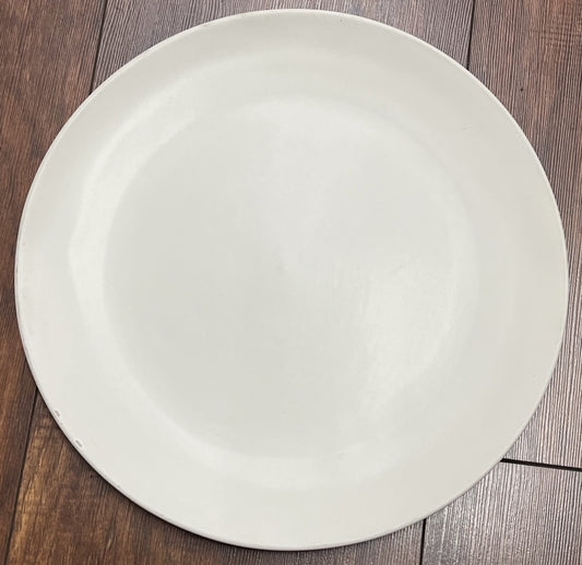 10.5" Off White Dinner Plate - Item #67569